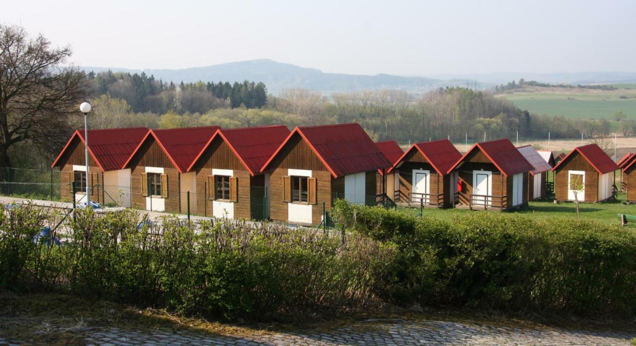 Camping v Ráji - Palda Hotel Rovensko pod Troskami Bagian luar foto