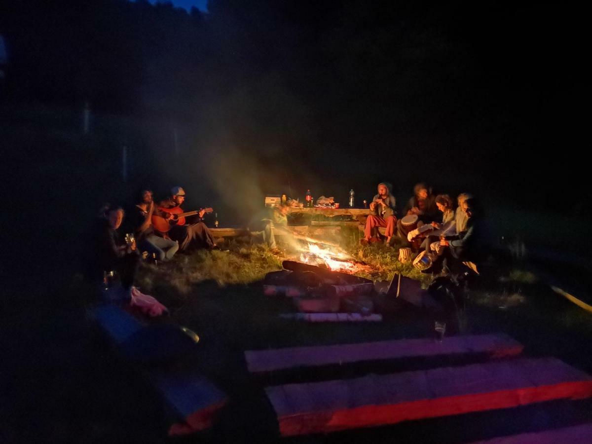 Camping v Ráji - Palda Rovensko pod Troskami Bagian luar foto