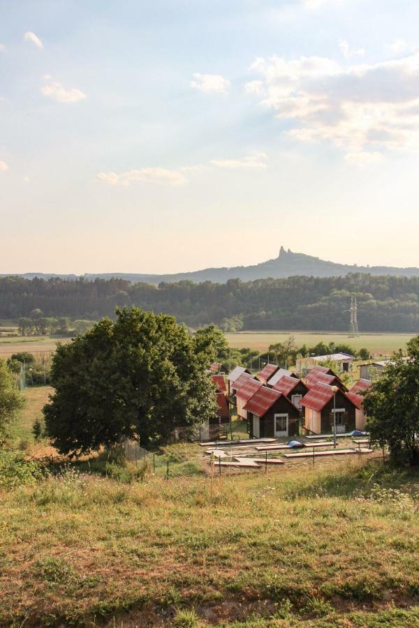 Camping v Ráji - Palda Hotel Rovensko pod Troskami Bagian luar foto