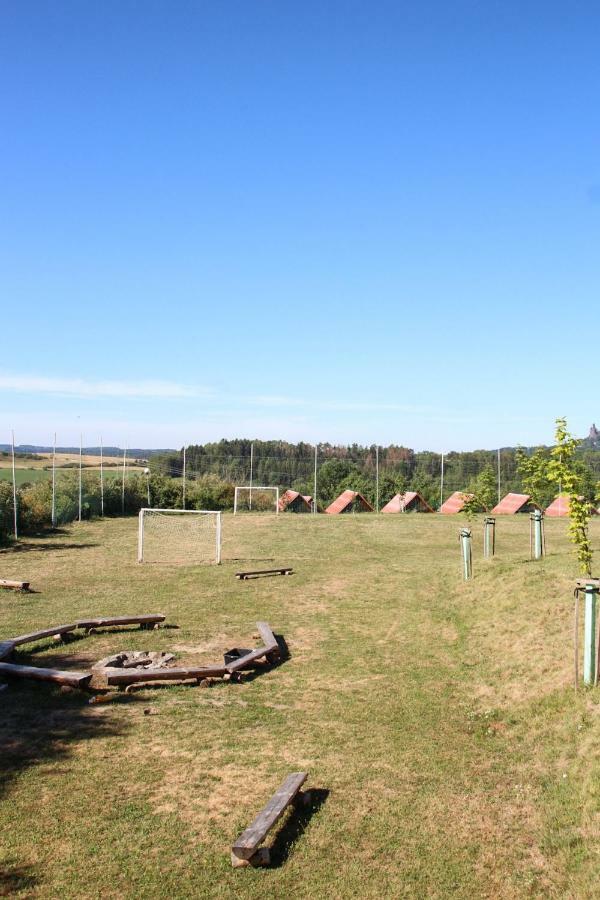 Camping v Ráji - Palda Hotel Rovensko pod Troskami Bagian luar foto